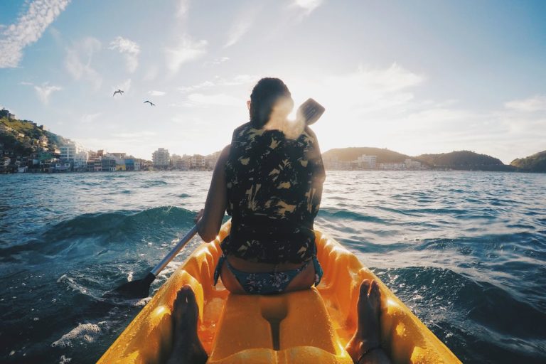 Kayaking for Newbies: All the Information You Need